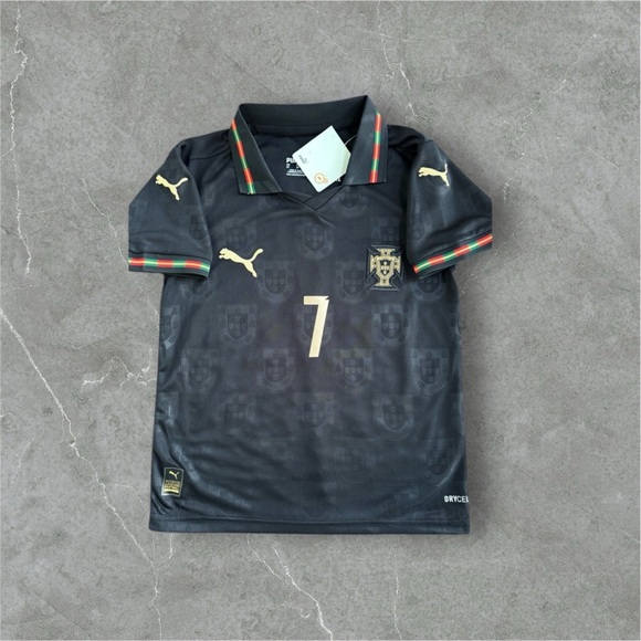 2025 Portugal Kids Soccer Jersey Kit XL Ronaldo Jersey 28 NWT 💯 - Picture 3 of 5